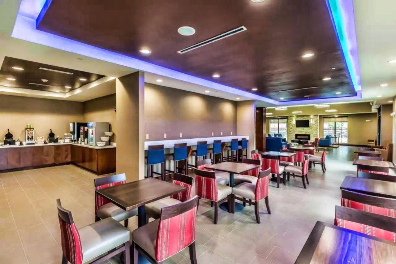 Comfort Suites Houston I45 North Aldine Екстериор снимка