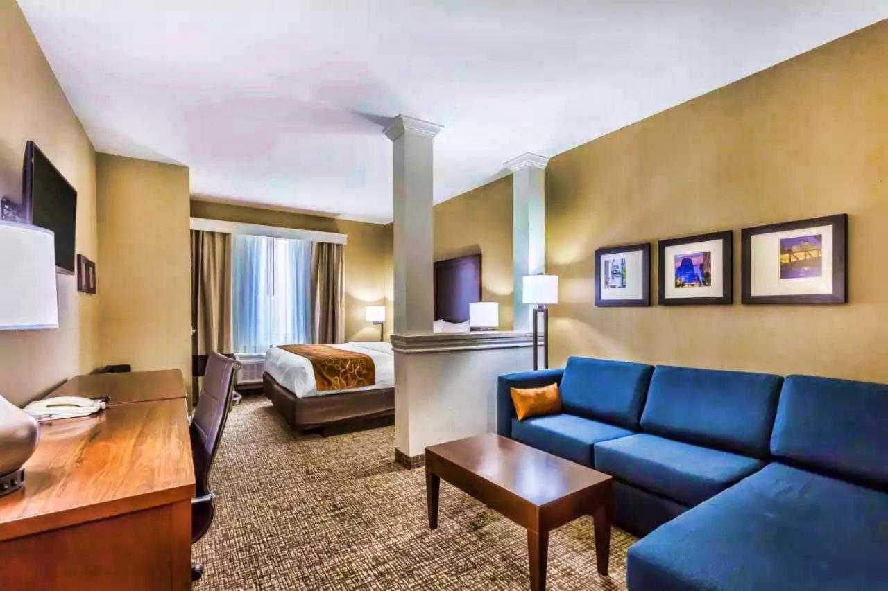 Comfort Suites Houston I45 North Aldine Екстериор снимка